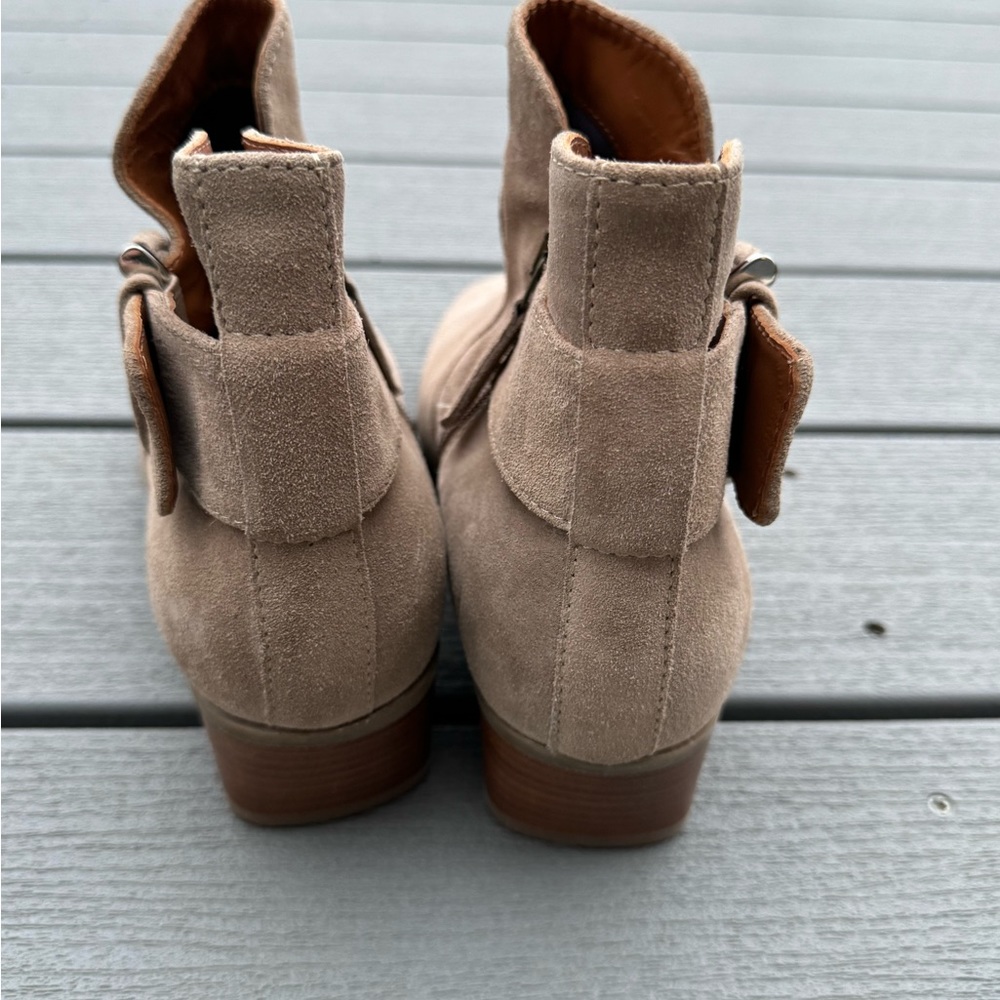 Aquatalia Italian Leather Ankle Boot - Picture 3 of 6